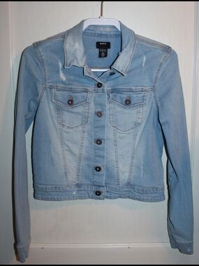 DKNY Light Blue Denim Jacket - Classic Women's Jean Jacket